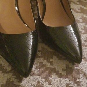 Calvin Klein Shoes - Calvin Klein Black Patent Leather Pumps Calvin Klein Shoes - Calvin Klein Black Patent Leather Pumps